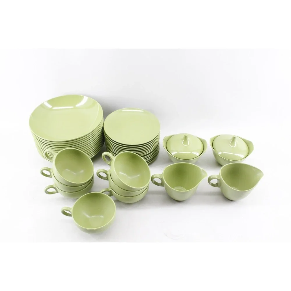 Vintage MCM‎ Oneida Melamine 70s Avocado Ivy Green Lot Of 42